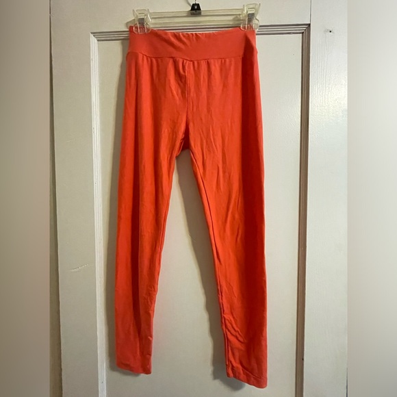 LuLaRoe limited edition leggings - Picture 2 of 4